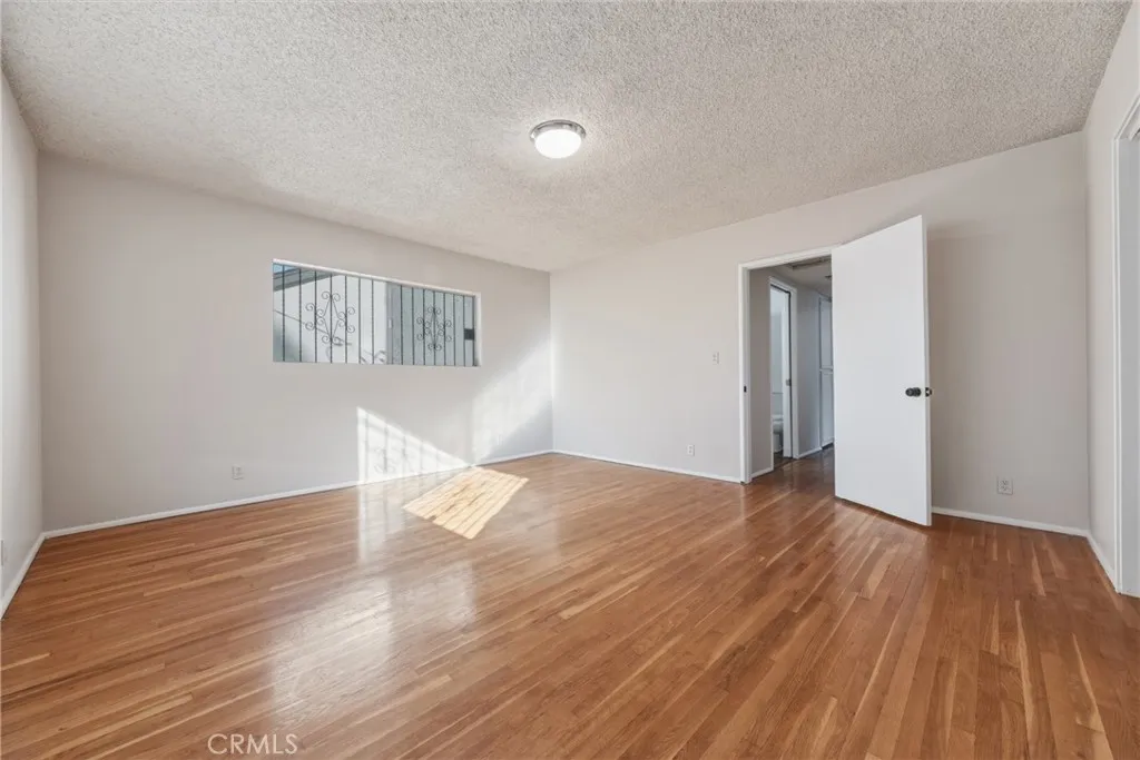 12029 Belhaven Street, Los Angeles, California 90059 home-pic-23