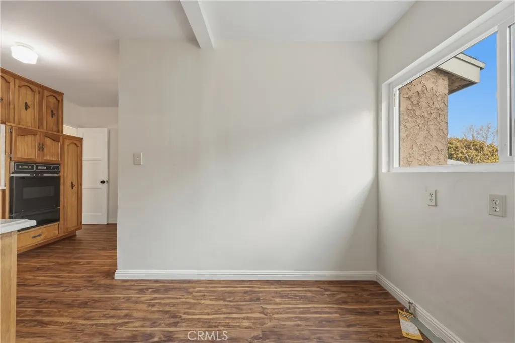 12029 Belhaven Street, Los Angeles, California 90059 home-pic-13