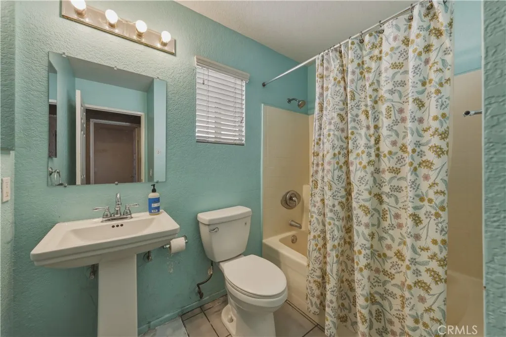 46482 Jasmine, Indio, California 92201 home-pic-22