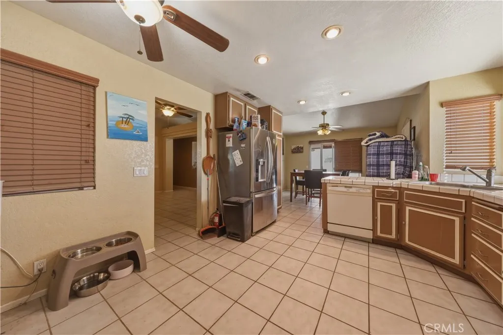46482 Jasmine, Indio, California 92201 home-pic-8