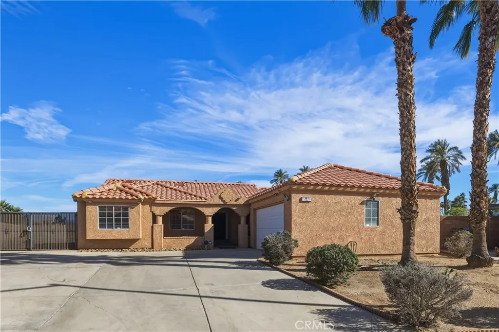 46482 Jasmine, Indio, California 92201 home-pic-34