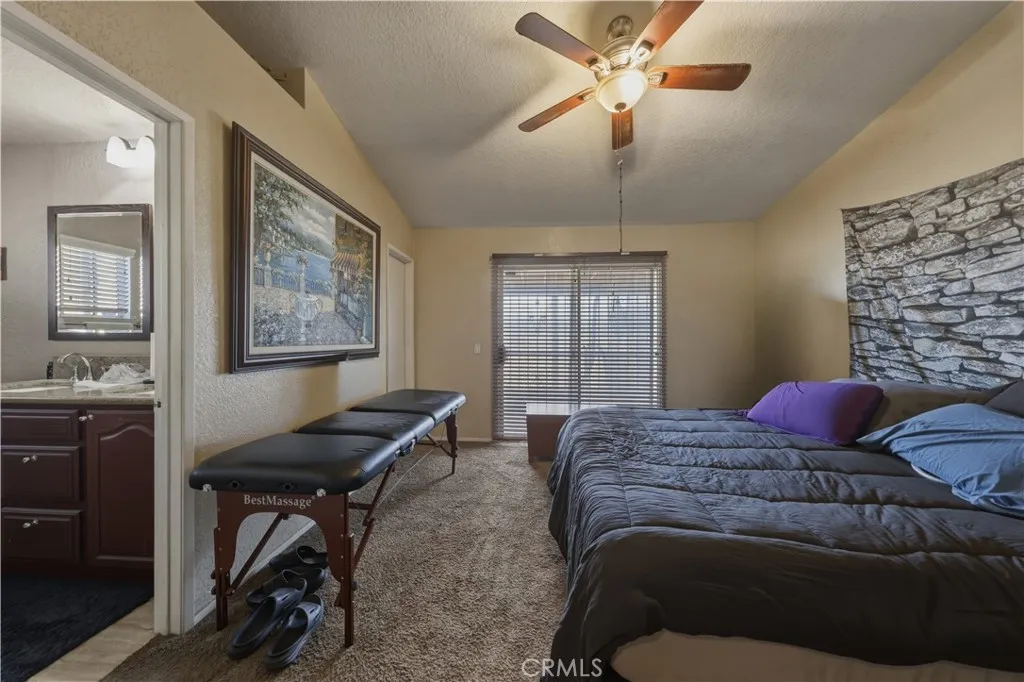 46482 Jasmine, Indio, California 92201 home-pic-17