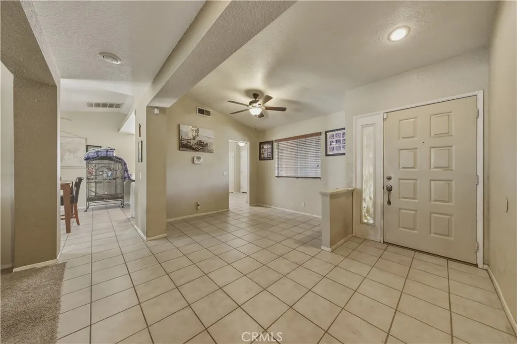 46482 Jasmine, Indio, California 92201 home-pic-6