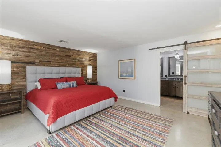 66-Bedroom