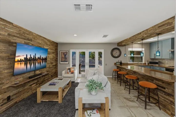 51-Family Room and Kitchen