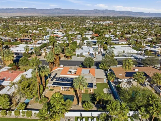 05-Aerial Front View