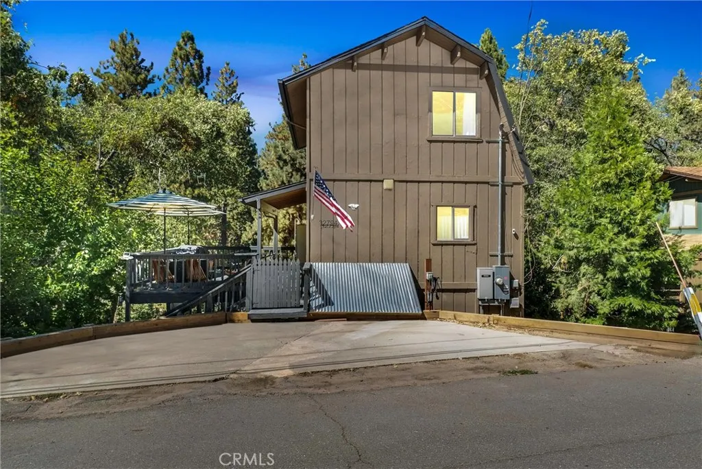 32794 Cougar Lane, Arrowbear, California 92382 home-pic-56