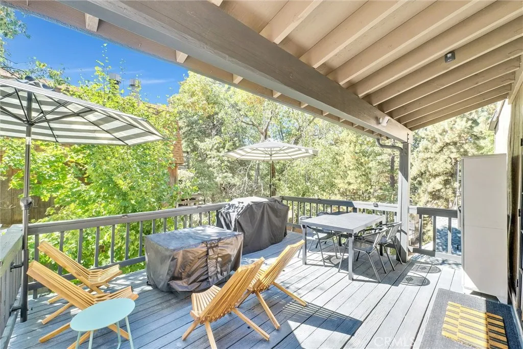 32794 Cougar Lane, Arrowbear, California 92382 home-pic-5