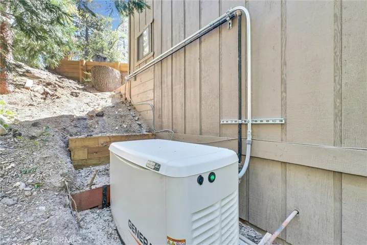 32794 Cougar Lane, Arrowbear, California 92382