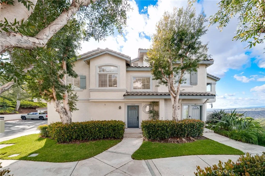 7835 E Viewrim, Anaheim, California 92808 home-pic-1