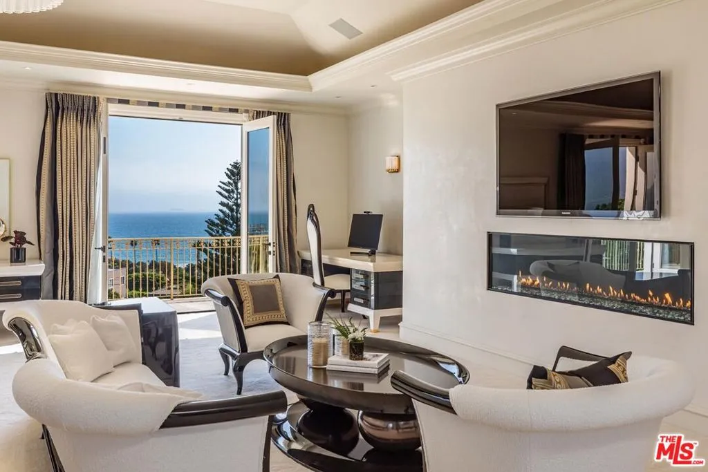6051 Philip Avenue, Malibu, California 90265 home-pic-19