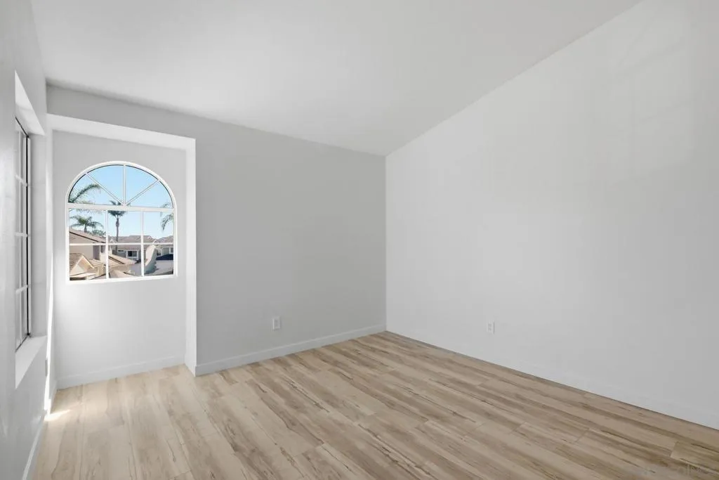 13366 Tiverton Road, San Diego, California 92130 home-pic-17