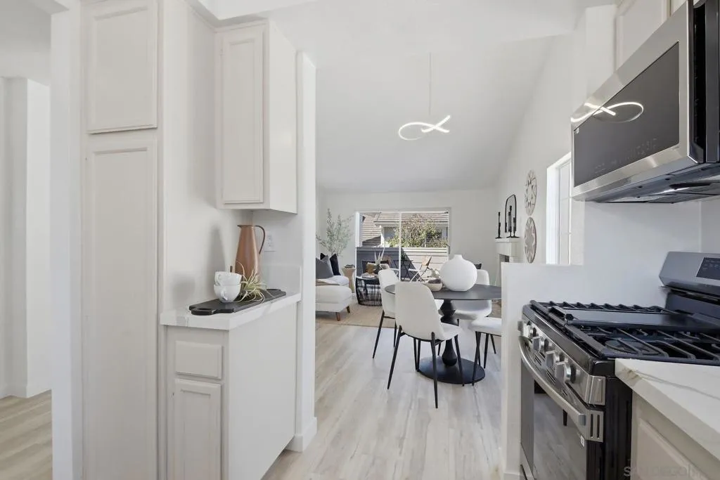 13366 Tiverton Road, San Diego, California 92130 home-pic-6