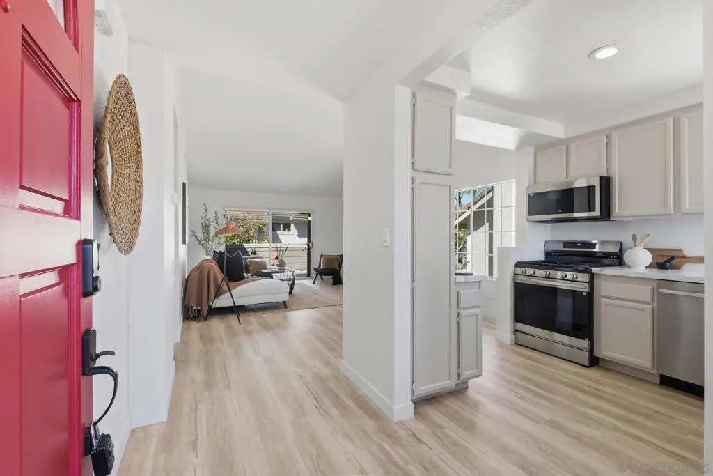 13366 Tiverton Road, San Diego, California 92130 home-pic-3