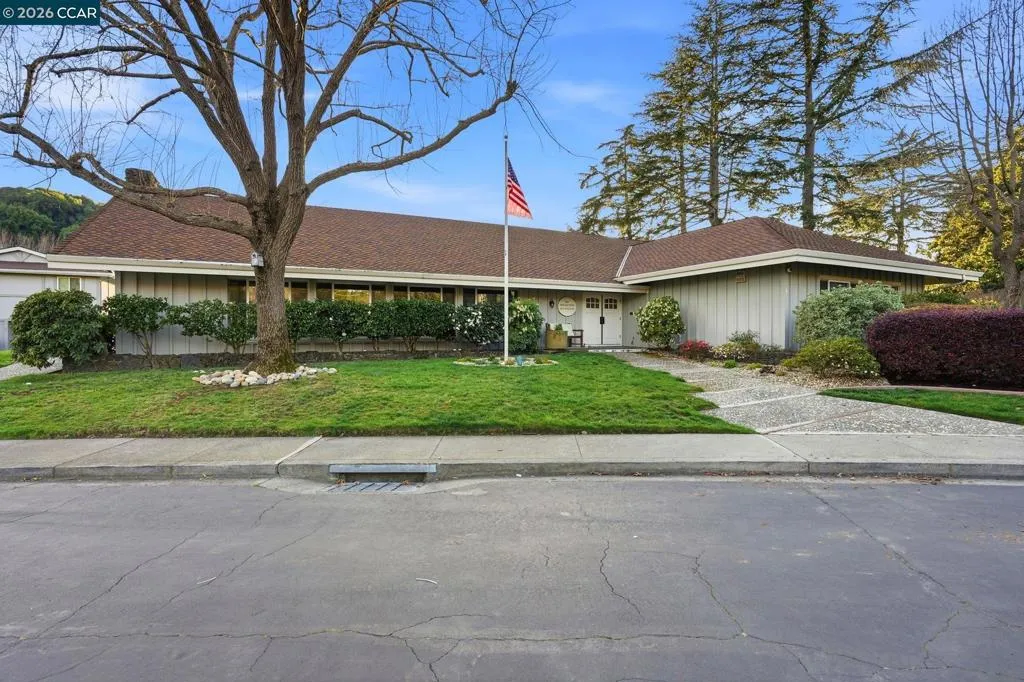 187 187 Miramonte Dr, Moraga, California 94556 home-pic-37