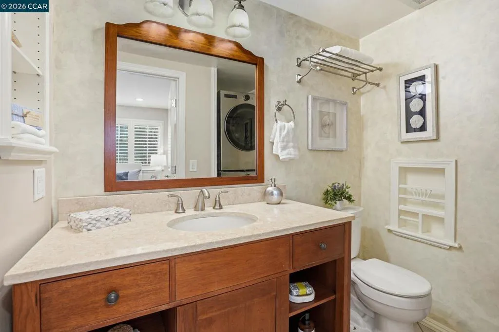 187 187 Miramonte Dr, Moraga, California 94556 home-pic-23