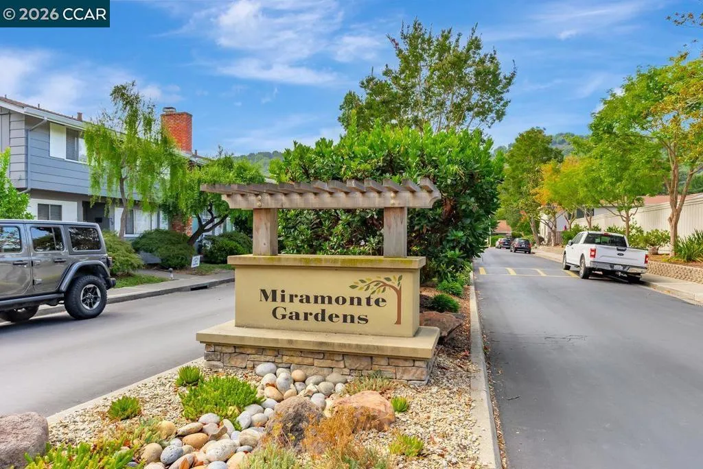 187 187 Miramonte Dr, Moraga, California 94556 home-pic-49