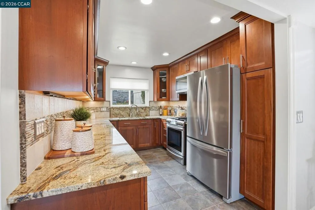 187 187 Miramonte Dr, Moraga, California 94556 home-pic-10