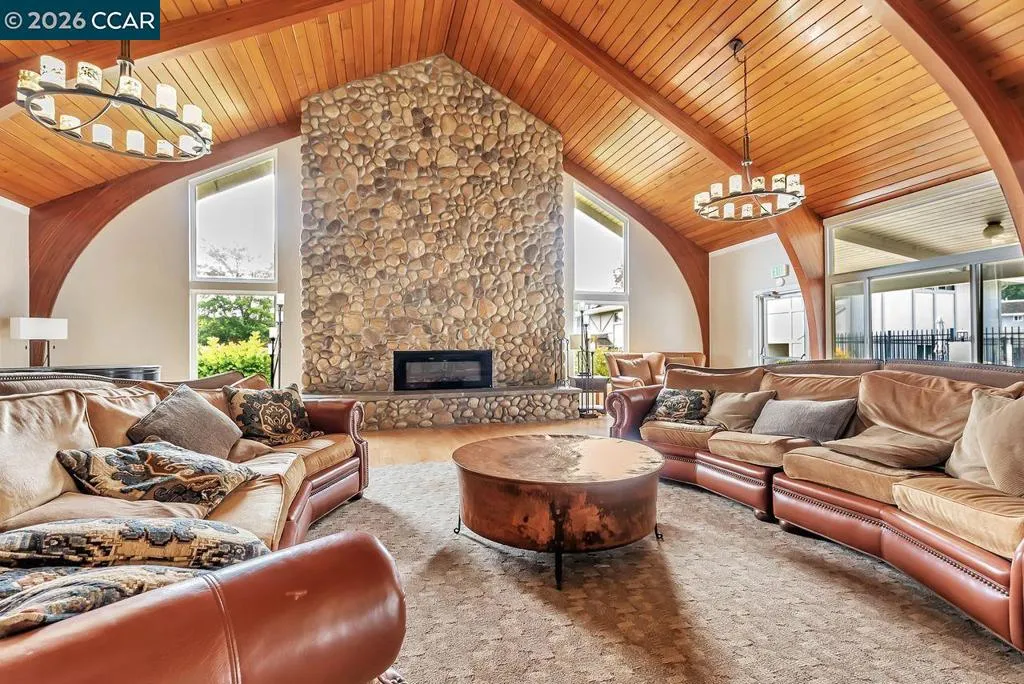 187 187 Miramonte Dr, Moraga, California 94556 home-pic-43