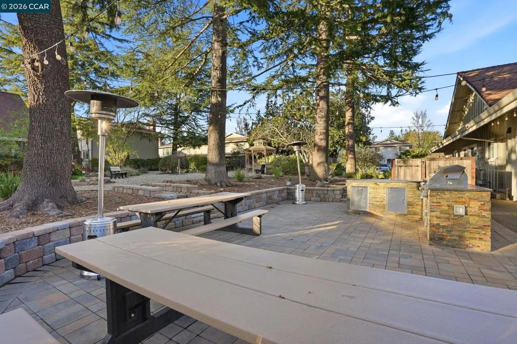 187 187 Miramonte Dr, Moraga, California 94556 home-pic-35