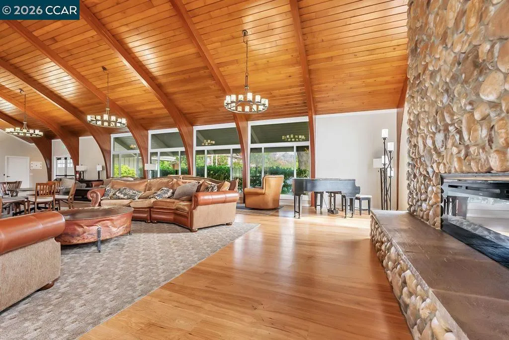 187 187 Miramonte Dr, Moraga, California 94556 home-pic-44