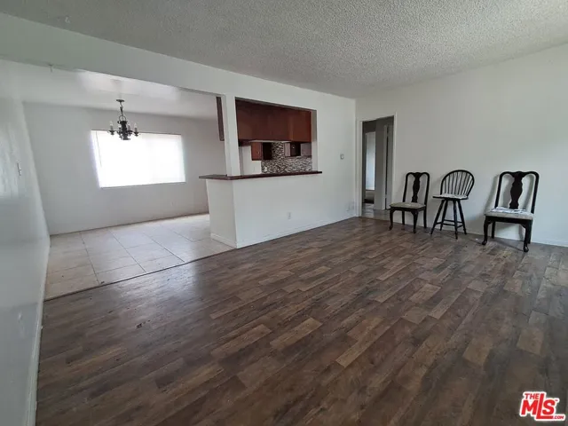 Large 2 bedrooms