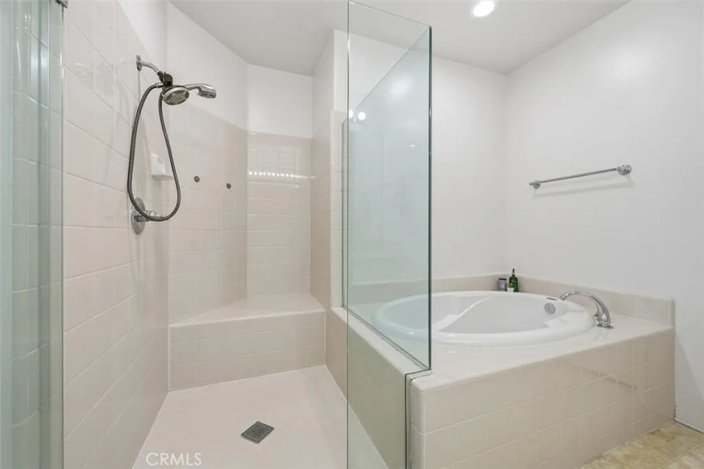 2889 Plaza Del Amo 515, Torrance, California 90503 home-pic-16