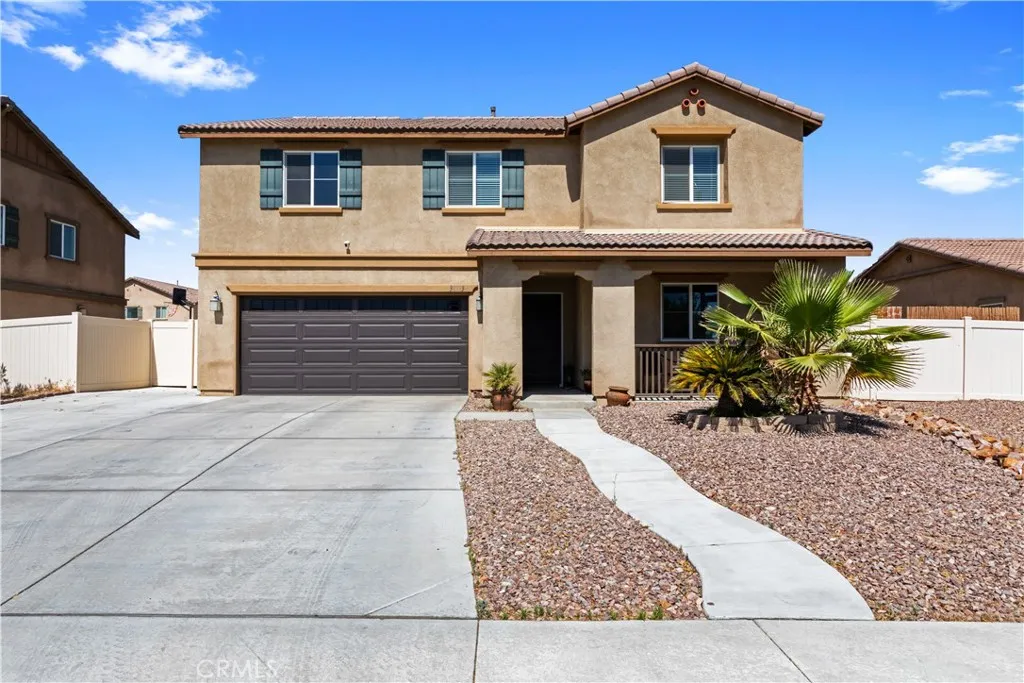 38113 Versailles, Palmdale, California 93552 home-pic-1