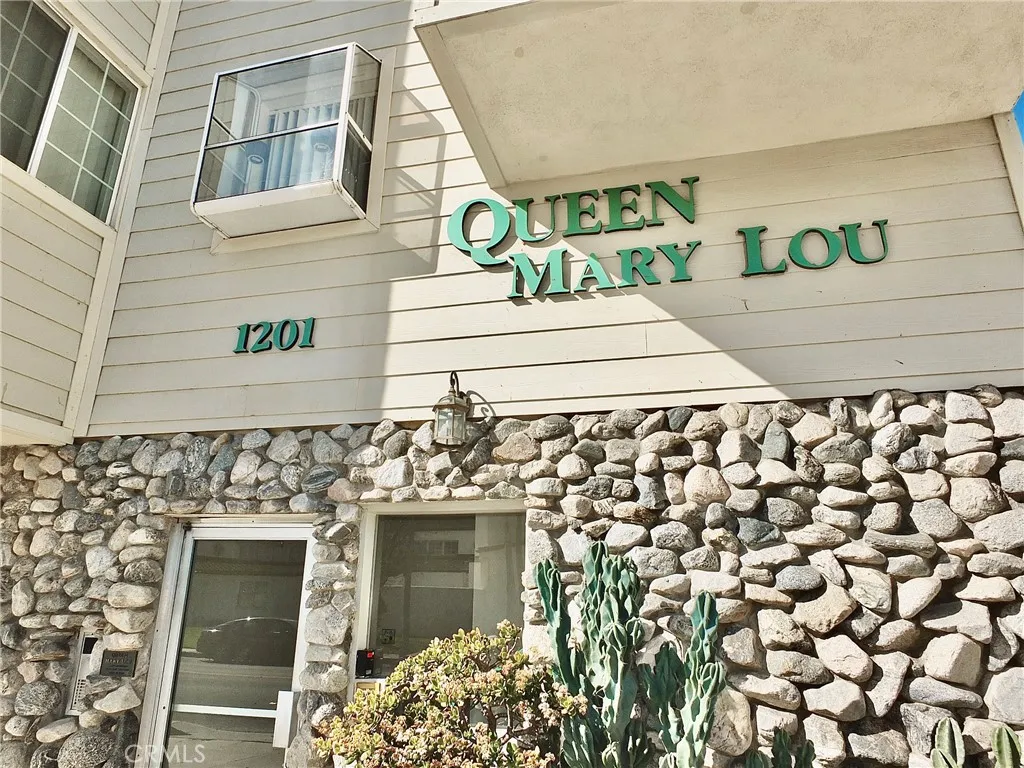 1201 Ximeno Avenue 8, Long Beach, California 90804 home-pic-2