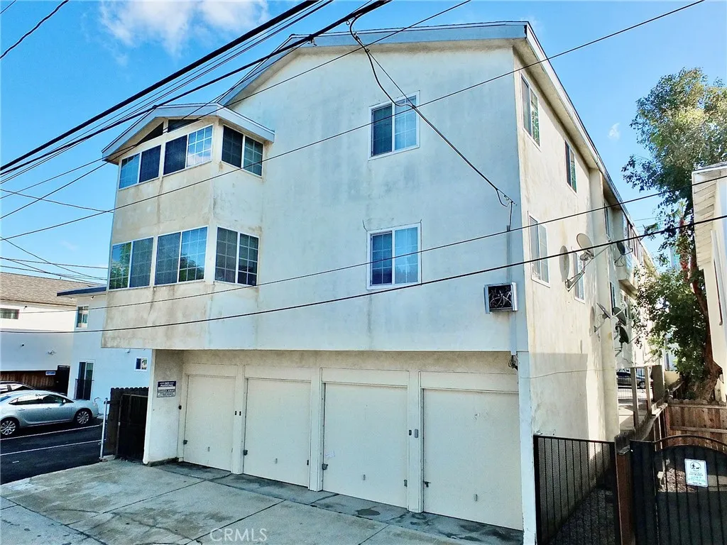 1201 Ximeno Avenue 8, Long Beach, California 90804 home-pic-11
