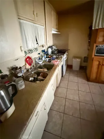 235 E 87th Street, Los Angeles, California 90003