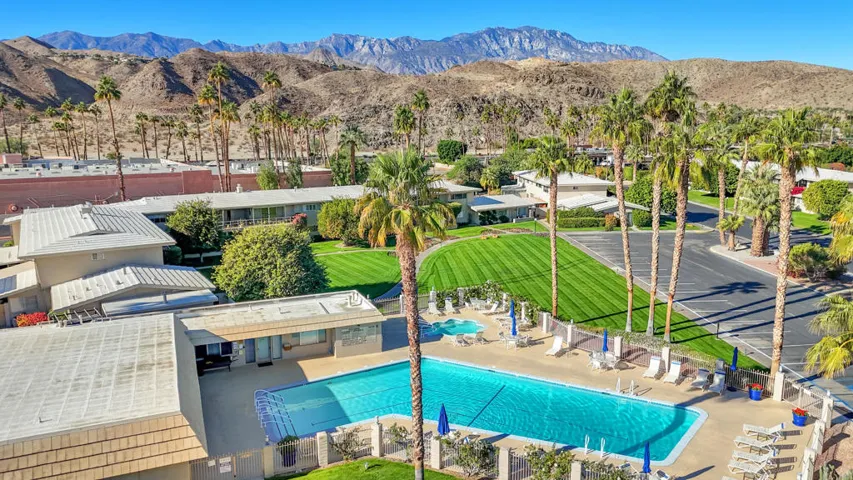 Heated Pool & Spa