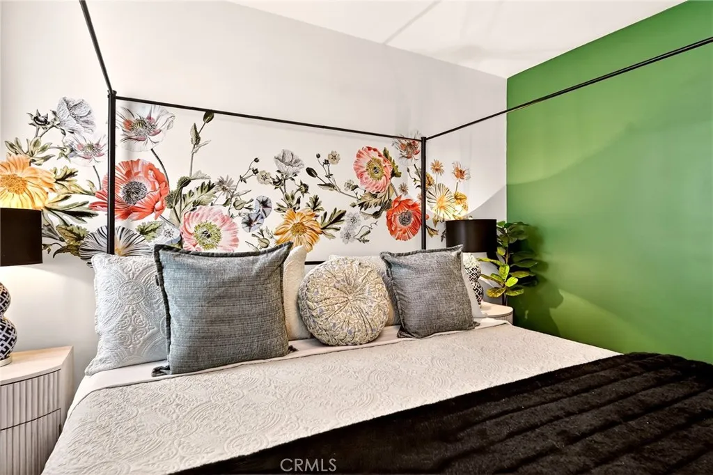 5939 Cimarron, Los Angeles, California 90047 home-pic-14