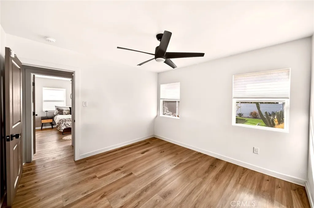 5939 Cimarron, Los Angeles, California 90047 home-pic-24