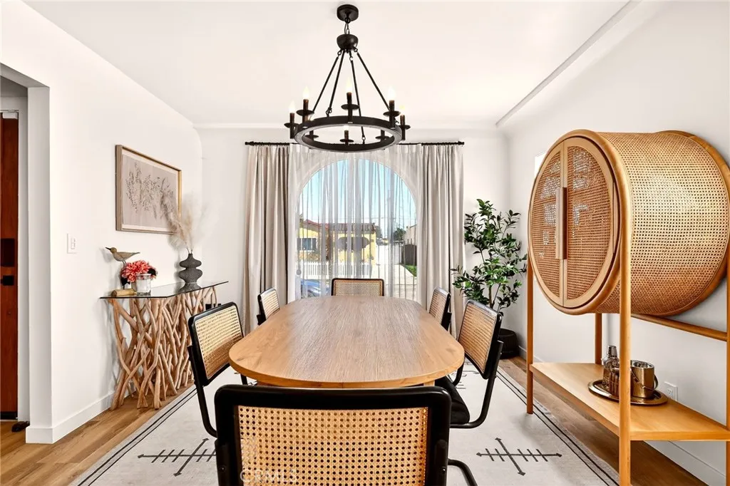 5939 Cimarron, Los Angeles, California 90047 home-pic-7