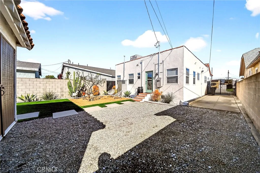5939 Cimarron, Los Angeles, California 90047 home-pic-44