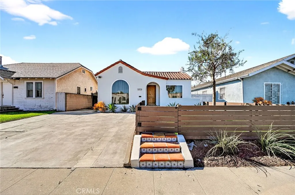 5939 Cimarron, Los Angeles, California 90047 home-pic-29