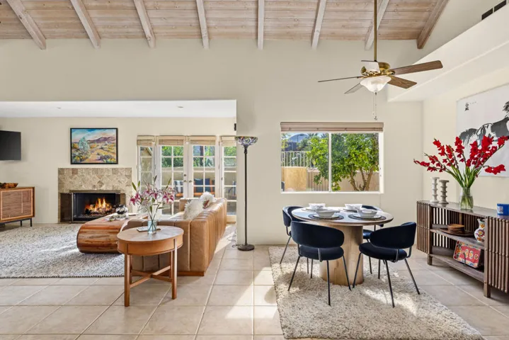 2917 Cervantes Ct-17