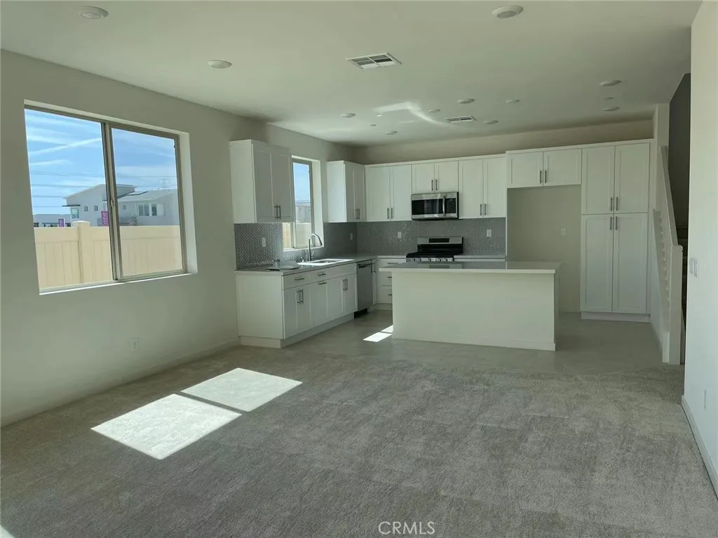 3673 S Nexa Paseo, Ontario, California 91761 home-pic-4