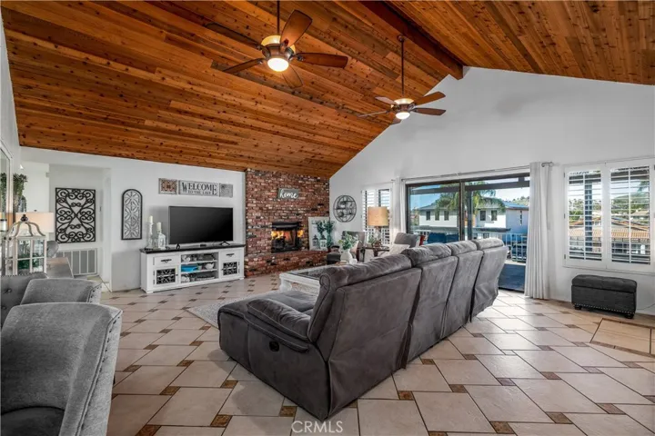 23619 Continental, Canyon Lake, California 92587