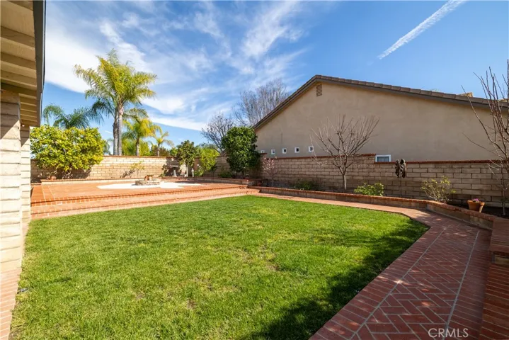 23619 Continental, Canyon Lake, California 92587
