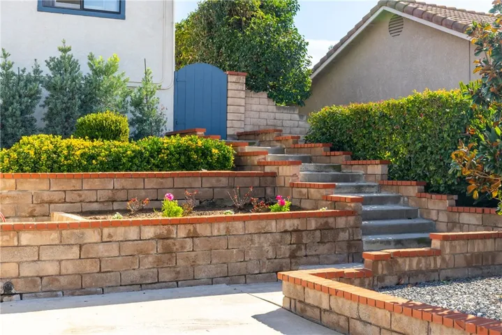 23619 Continental, Canyon Lake, California 92587