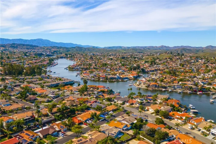 23619 Continental, Canyon Lake, California 92587