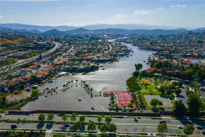 23619 Continental, Canyon Lake, California 92587