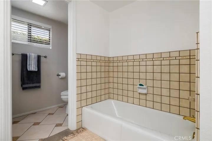 23619 Continental, Canyon Lake, California 92587