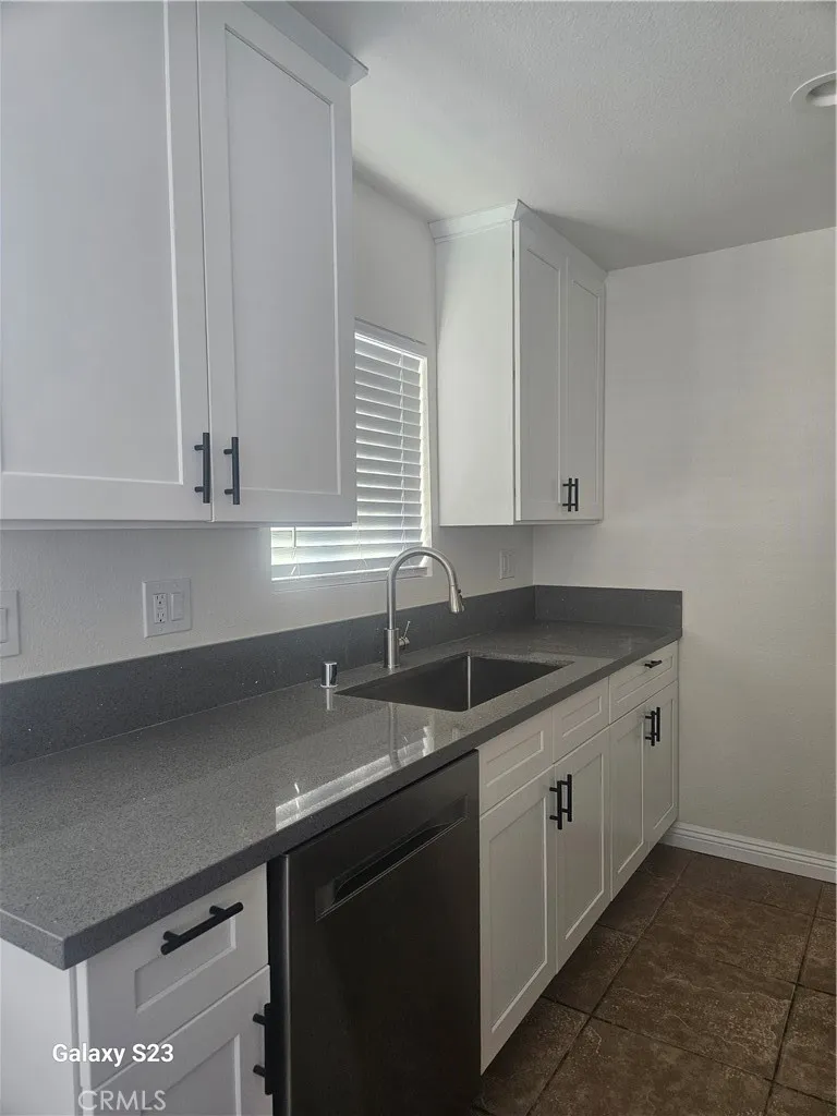 321 Daisy, Long Beach, California 90802 home-pic-7