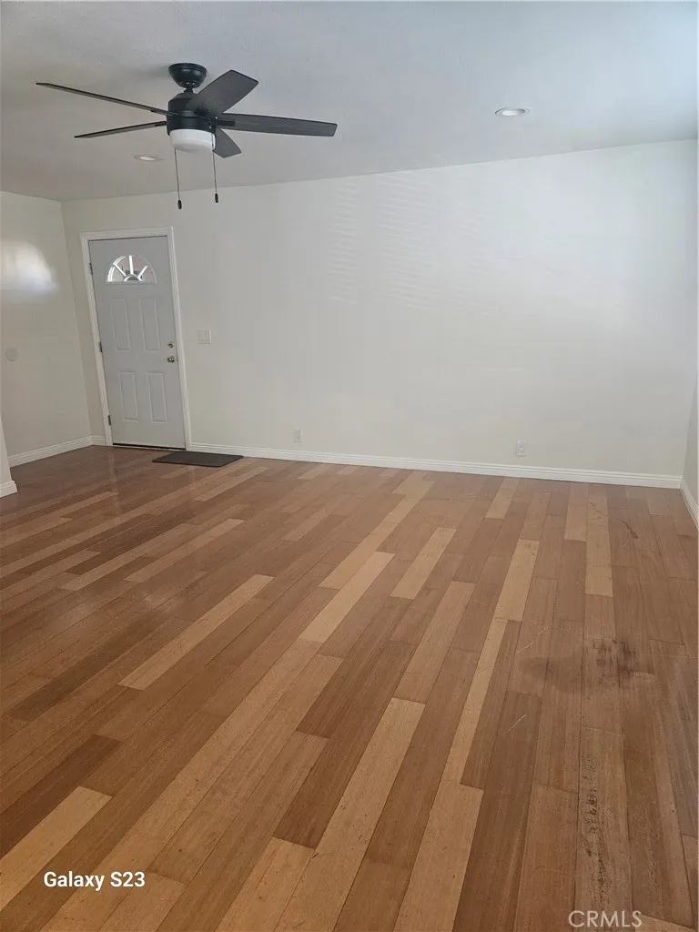 321 Daisy, Long Beach, California 90802 home-pic-4