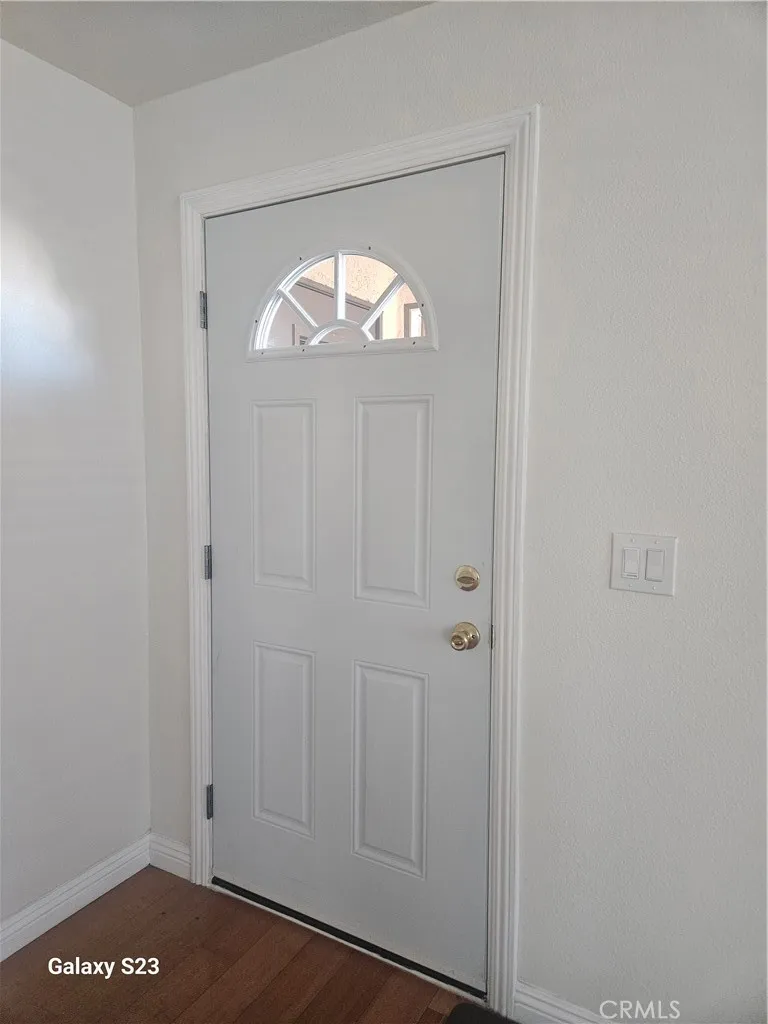 321 Daisy, Long Beach, California 90802 home-pic-3