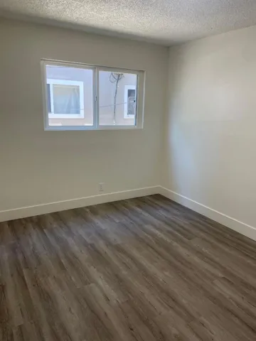 Unit2 Bedroom2