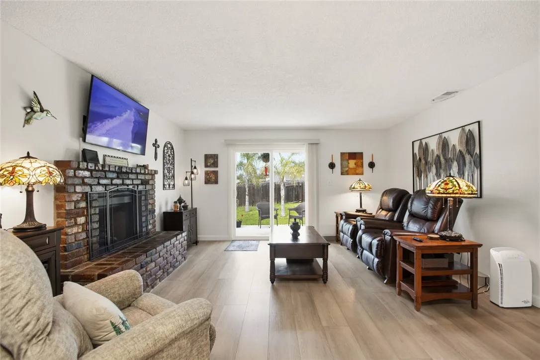19119 Killian, City Of Industry, California 91748 home-pic-14